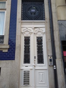 Door Painter