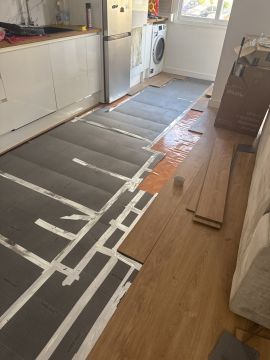 Técnico de Pisos em Madeira