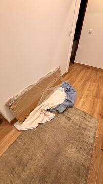 Suspensão de Quadros e Instalação de Arte