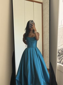 Costureira
