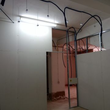 Construção e remodelação - São João da Madeira - Adición de pared interior
