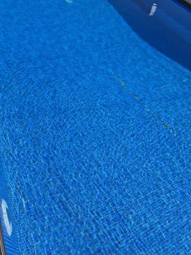 Swimmingpool reparieren