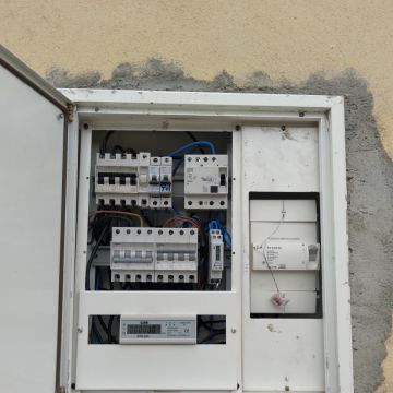 Elétrica Dias - Setúbal - Stone or Tile Flooring Installation