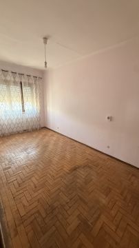 Técnico de Pisos em Madeira - Casa