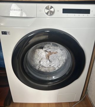 Techniker für Waschmaschinen