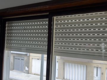 Window Blinds Installation or Replacement Specialist