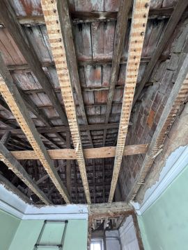 Roof Installation Professional - Home Improvements