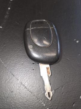 Especialista de Reparação de Chaves de Automóveis e Comandos