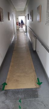 Vinyl or Linoleum Repair Specialist