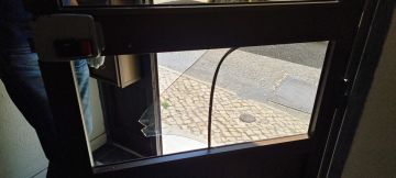 Glazier