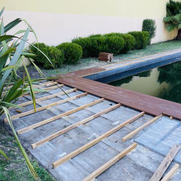 Construhelp - Torres Vedras - Instalação de Escadas