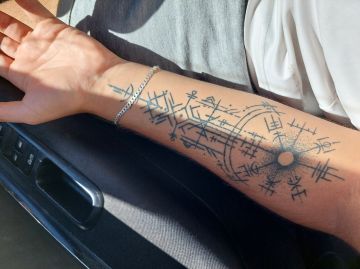 Tattoo Artist