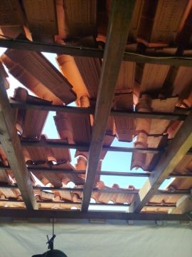 Roof Installation Professional
