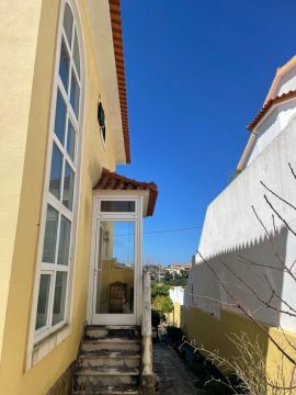 Exterior Painter