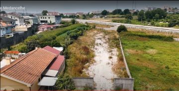 Especialista de Limpeza de Terrenos