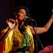 Chandi Oliveira - Oeiras - Entretenimento com Banda Jazz
