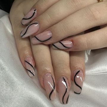 Márcia Tavares - Lisboa - Manicure and pedicure (for women)