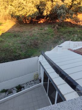 Roof Installation Professional