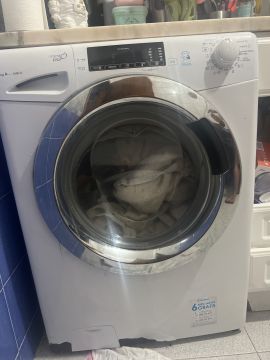 Techniker für Waschmaschinen