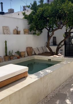 Swimmingpool instandsetzen