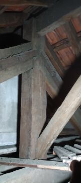 Reparação ou Manutenção de Telhado