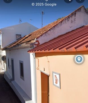 Roof Installation Professional