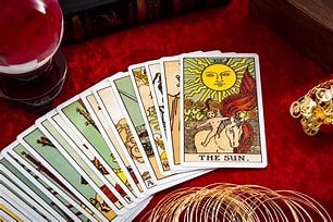 Miguel Alexandre - Seixal - Espectáculo de lector del tarot