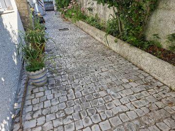 Fachmann für Steinböden