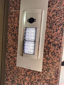 Instalação e Reparação de Intercomunicadores