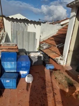 Roof Installation Professional