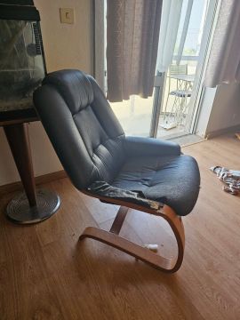 Upholstery Specialist