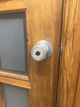 Serrurier spécialisé dans la réparation de serrures - Maison