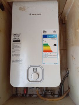 Tankless Water Heater Repair Specialist