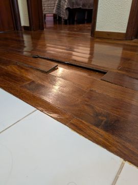 Técnico de Pisos em Madeira