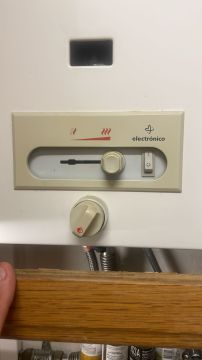 Tankless Water Heater Maintenance Professional