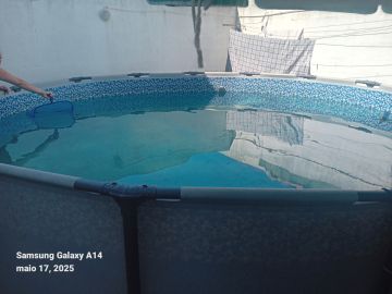Especialista de Limpeza de Piscinas