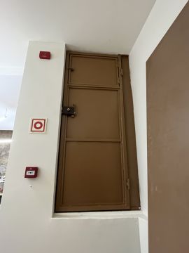 Empresa de Caixilharia de PVC