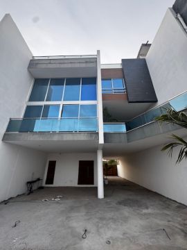 Exterior Painter