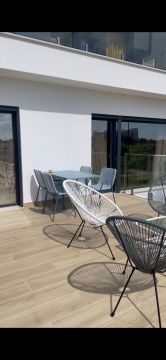 Awning Installer