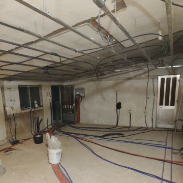 Luzes de Apolo - Guimarães - Electrical and Wiring Issues