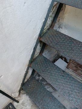Steel Materials and Gates