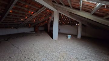 Drywall specialist