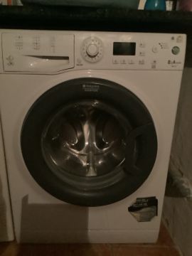Techniker für Waschmaschinen