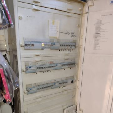 Smart Planet Facility 24/7 - Batalha - Montagem de Equipamento Desportivo