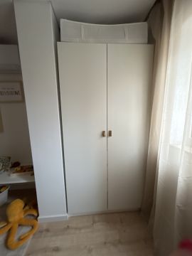 Closets - Carpentry and Woodworking