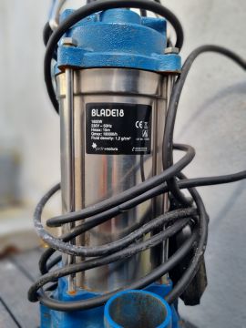Canalizador (Reparação de Bombas de Água)