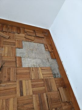 Técnico de Pisos em Madeira