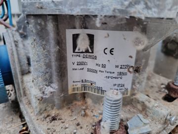 Técnico de Reparação de Portões de Garagem