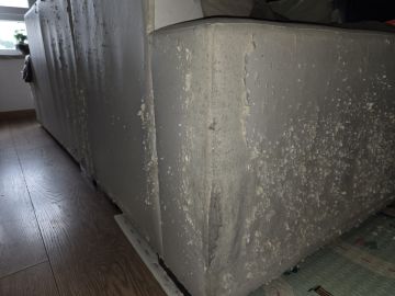 Upholstery Repair - Upholsterer