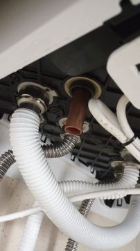 Tankless Water Heater Repair Specialist